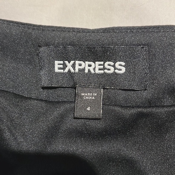 High Low Skirt - Picture 4 of 4